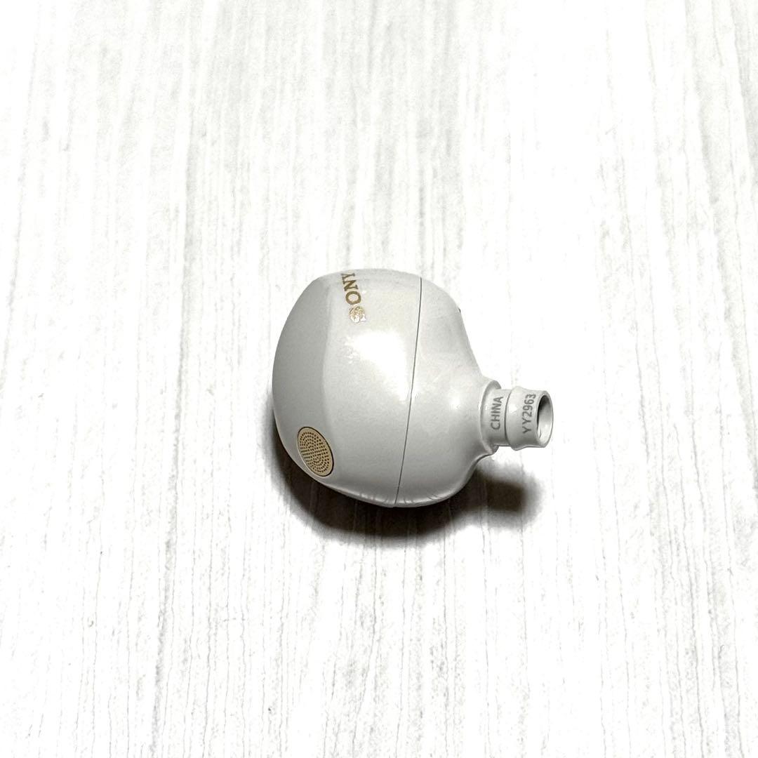 6.1.0 ソニー WF-1000XM5 プラチナシルバー イヤホン 右側(R) - メルカリ