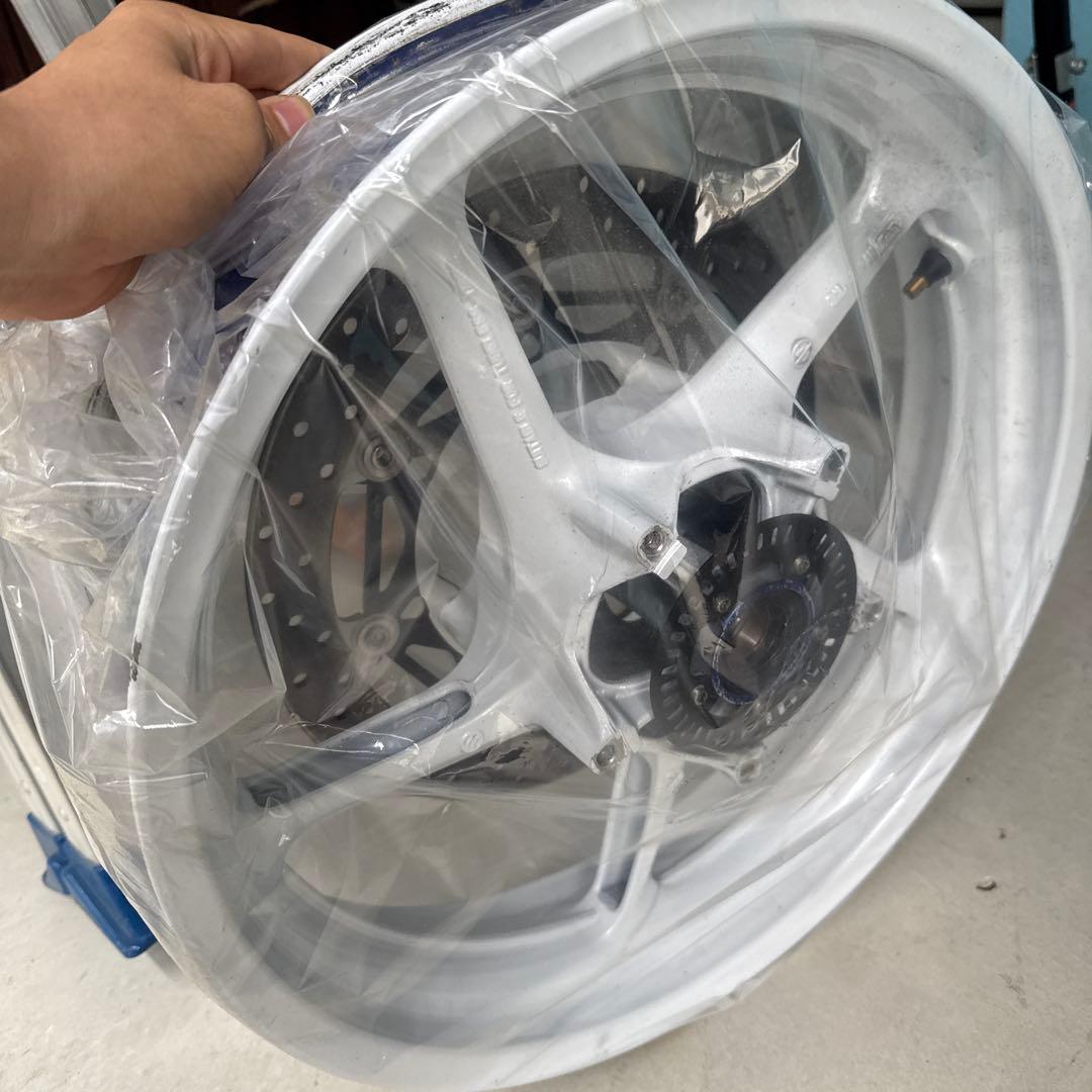 セール車・バイク・自転車 - YZF R6 BN6 ホワイト ディスクブレーキ