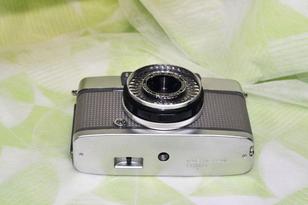 《動作品》OLYMPUS-PEN EES-2 a360