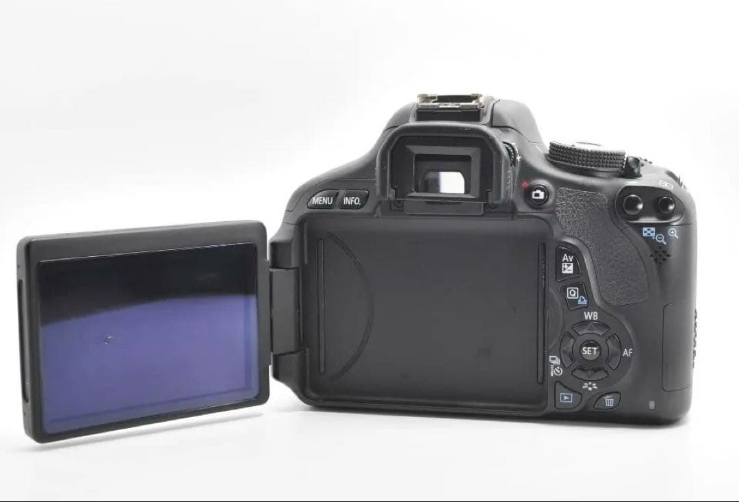 美品】Canon Kiss X5 デジタル一眼レフ スマホ転送 ダブルズーム