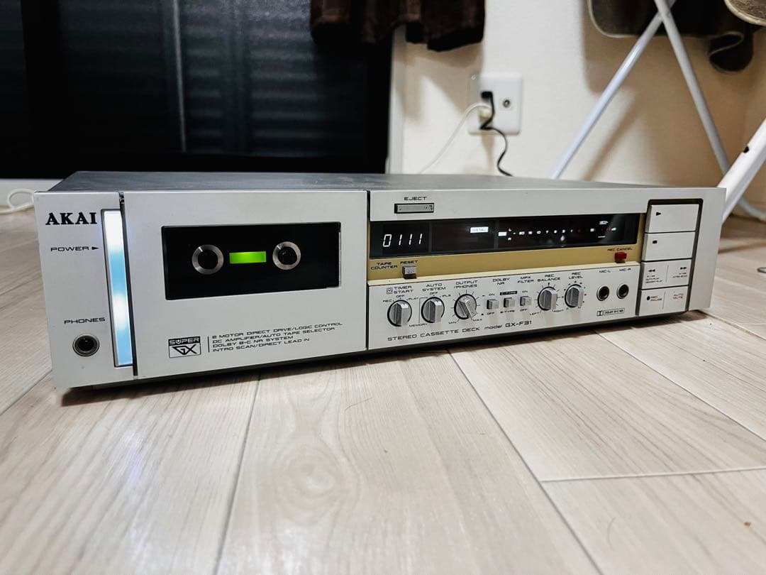 AKAI GX-F31 カセットデッキ AKAI GX-F31 Direct Drive Stereo Cassette Tape Deck Super GX Rewind