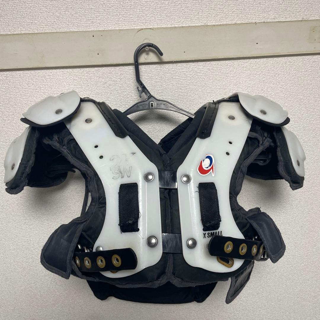 Douglas SP24SWショルダー　サイズXS　3インチバックプレート付き ダグラス ショルダーパッド CP 24SW｜アメフト用品専門店 QB CLUB