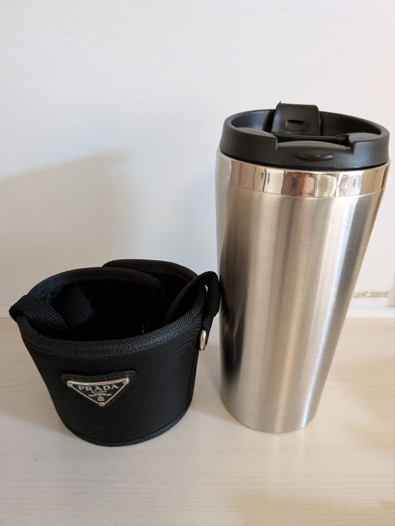 PRADA タンブラー ホルダー付 - メルカリ