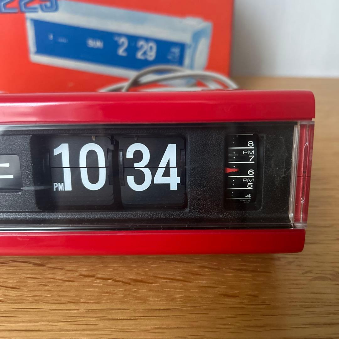 せ*ち様 COPAL 229赤パタパタ時計／フリック時計 箱、説明書付 - メルカリ