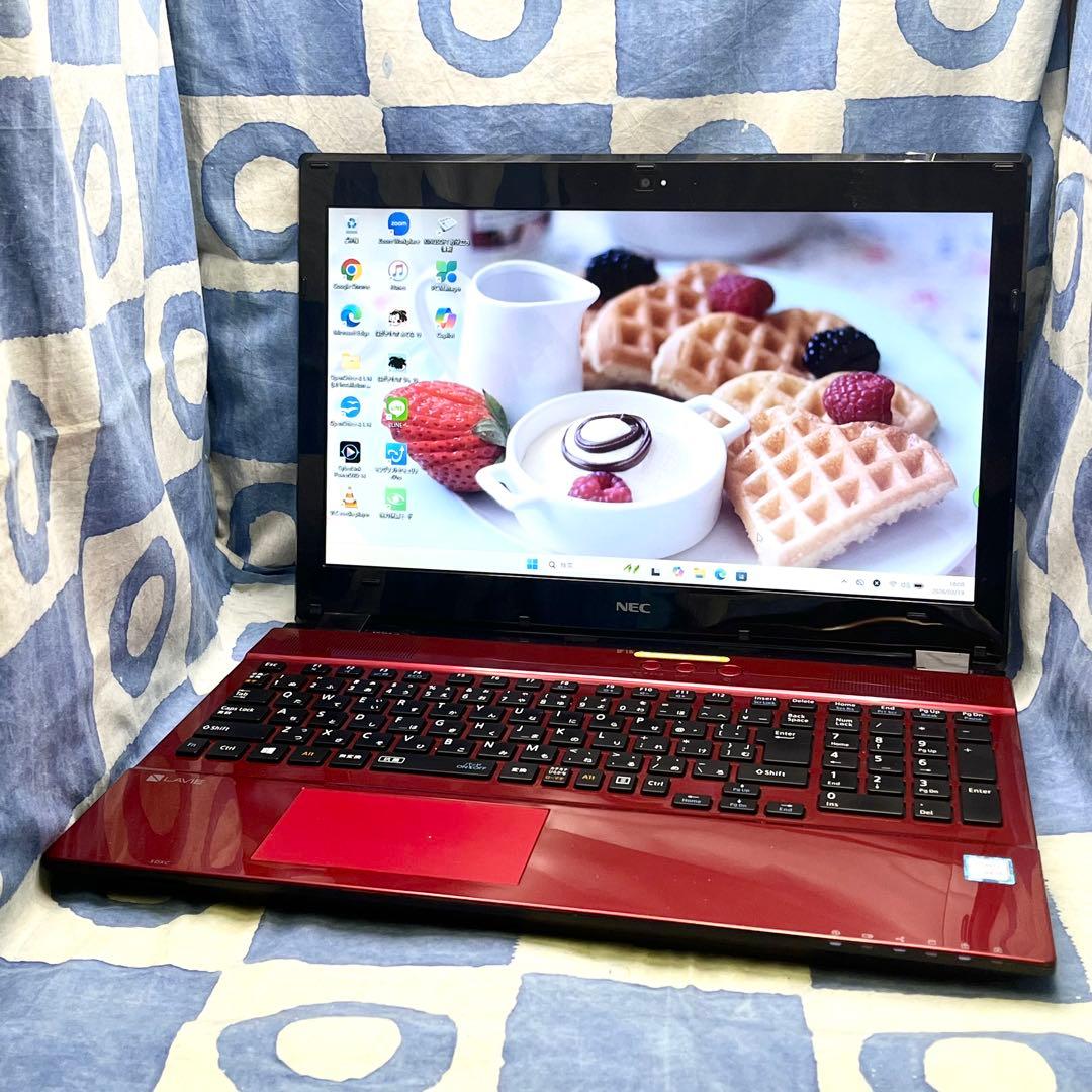 快適SSD☆大人気赤ノートPC♪ブルーレイ&カメラ！第7世代！Windows11