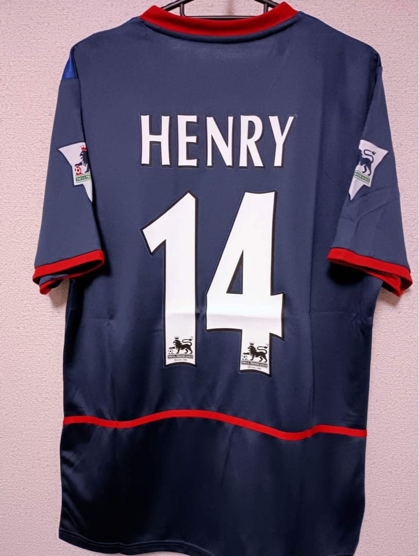 アーセナル Nike シャツ ティエリ・アンリ 14番 - メルカリ