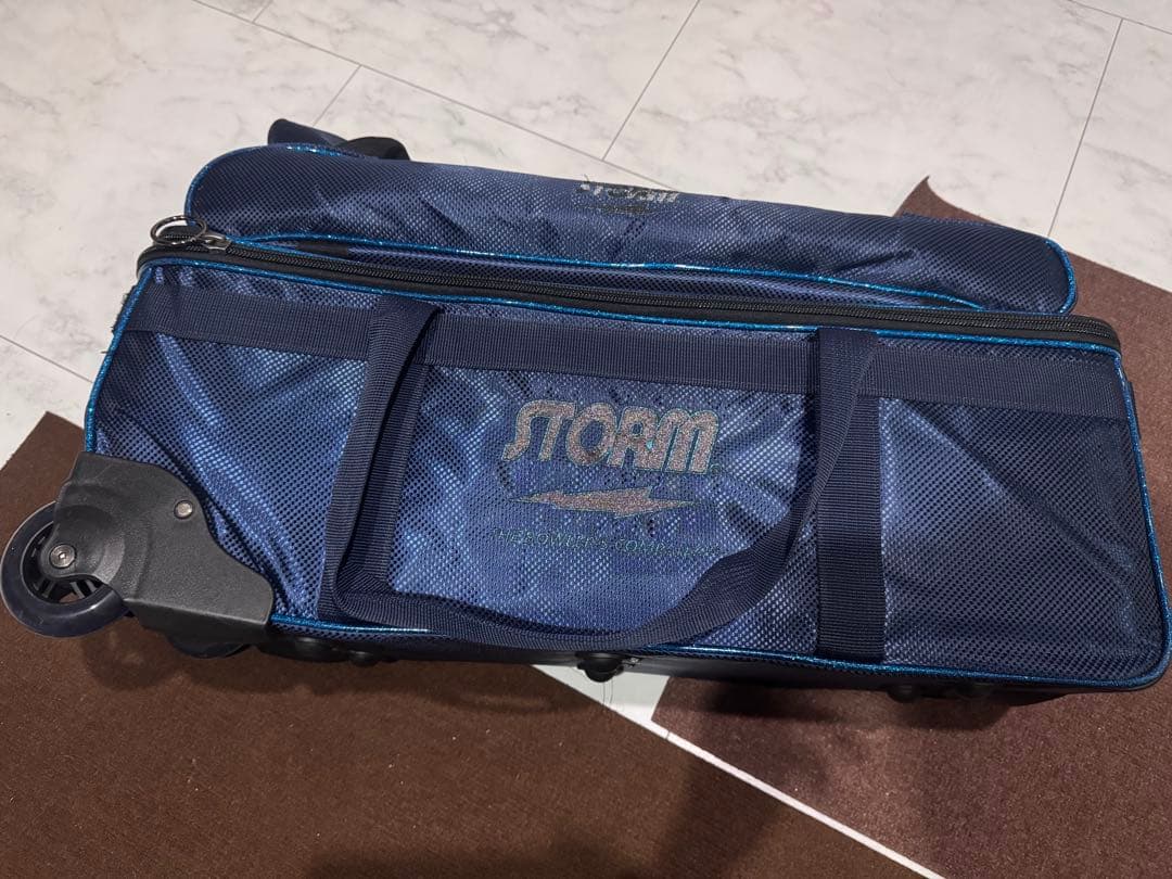 ストーム ボールバッグ 3ボールツアーキャリーバッグ - メルカリ