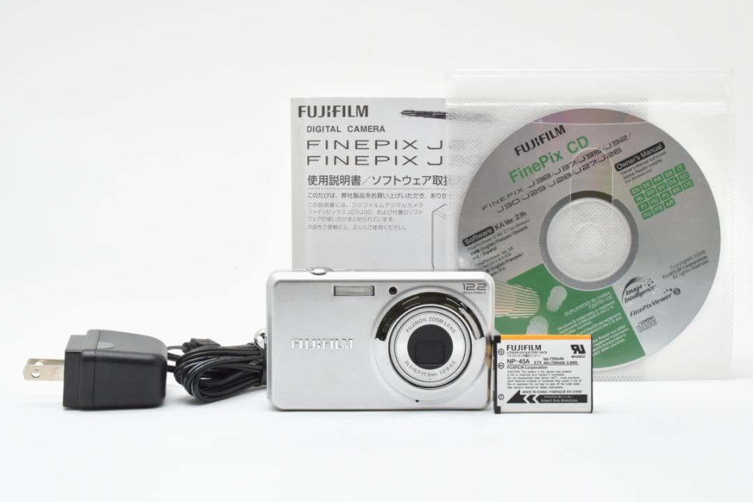 □ 美品 □ フジフィルム FUJIFILM FinePix J30 シルバー - メルカリ