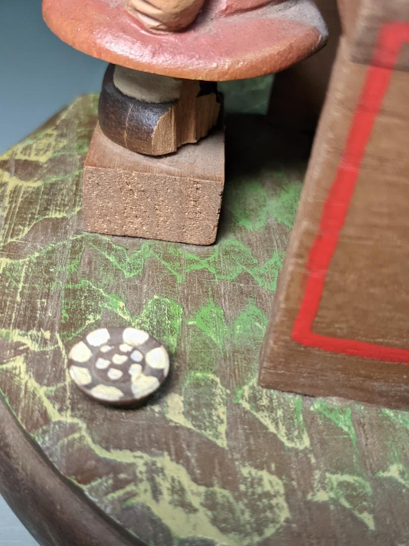 アンリ社製 ANRI チャーリー＆ルーシー オルゴール 木彫り人形