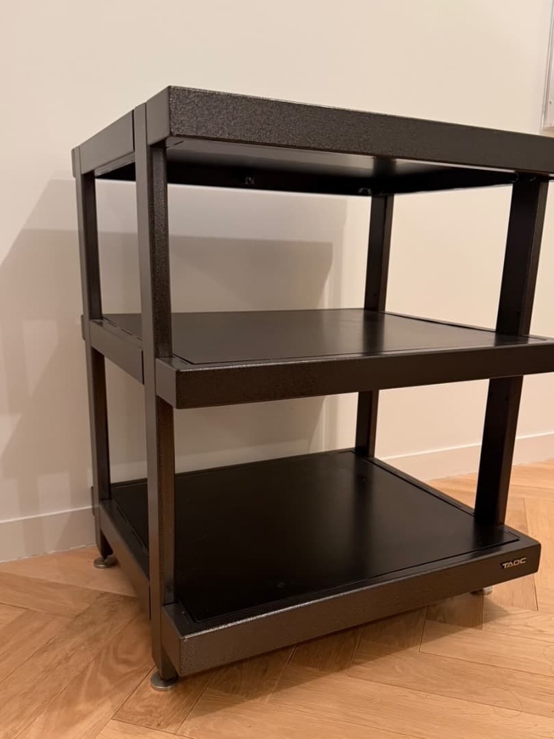オーディオラック　タオック　TAOC SS-3 タオック TAOC SS-3 3段 オーディオラック スパイク付 @31134 / 中古