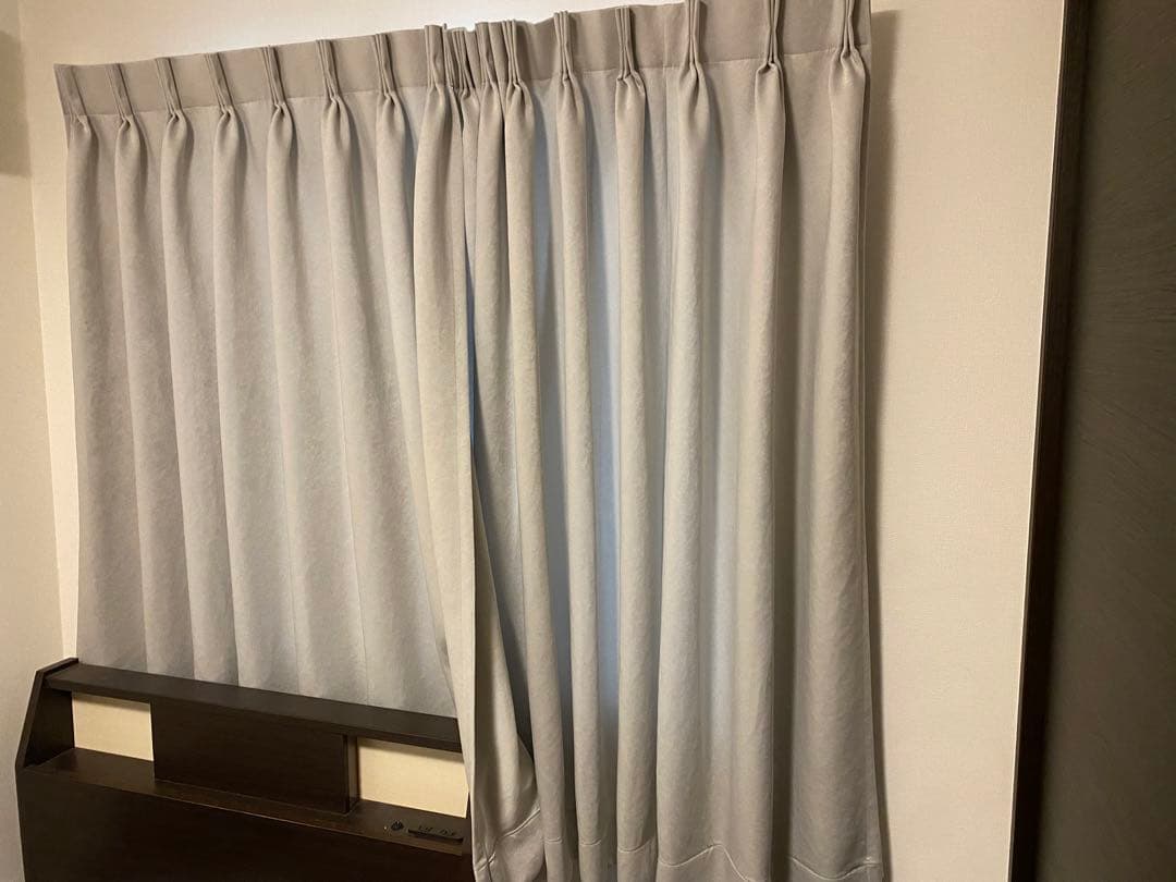 unicoドレープカーテンAPT ライトベージュ遮光2級　幅1520×丈1400 unicoドレープカーテンAPT ライトベージュ遮光2級 幅1520×丈1400