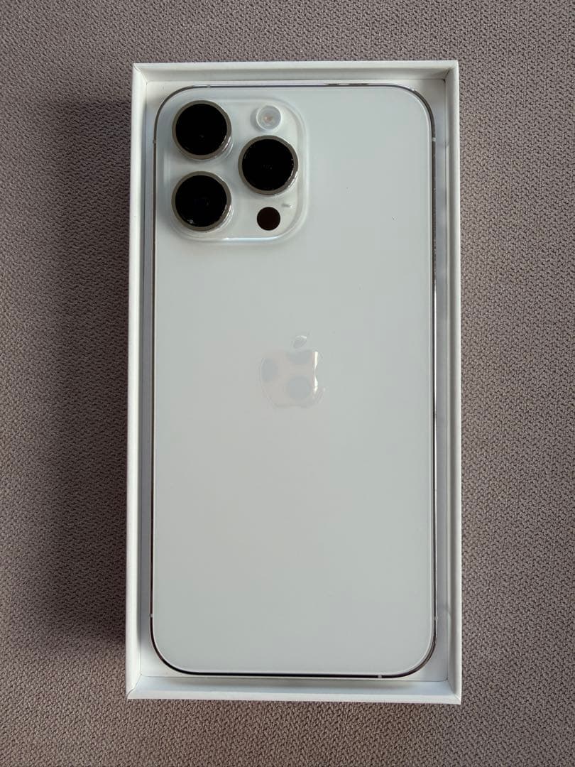Apple iPhone 14 Pro Max シルバー 本体 - メルカリ