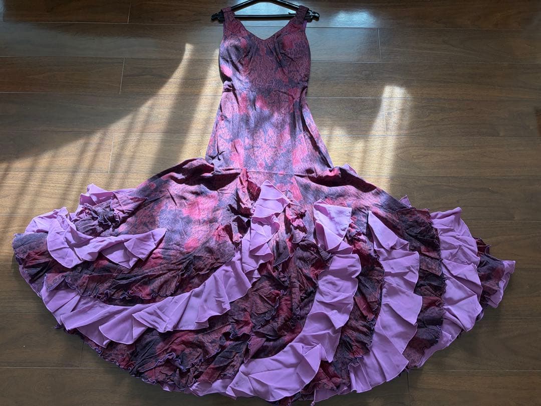 お値下げ！estrella シージョ付きフラメンコドレス - メルカリ