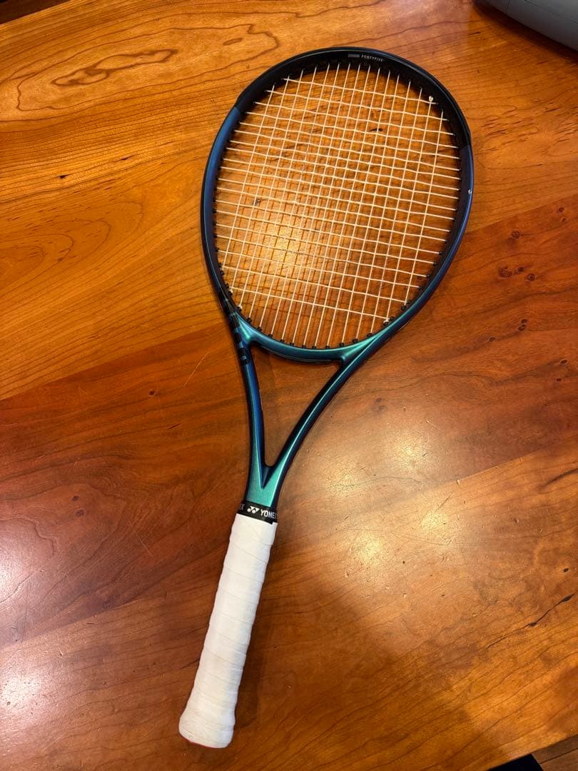 【SALE】ULTRA V4 100 テニスラケット ウィルソン　Wilson wil-wr117111-1.jpg