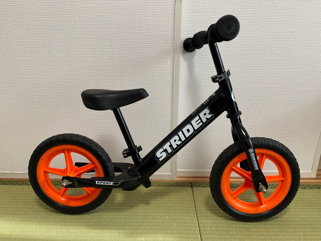 【正規品】STRIDER ストライダー ランニングバイク 　12インチ STRIDER ストライダー ランニングバイク キッズ 12inch ストライダー