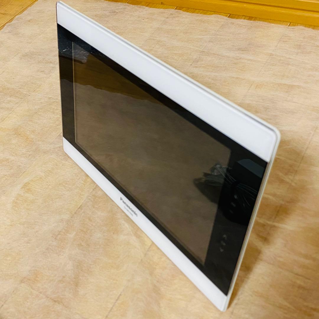 美品✨ パナソニック プライベートビエラ 10V型 SV-ME7000-W - メルカリ