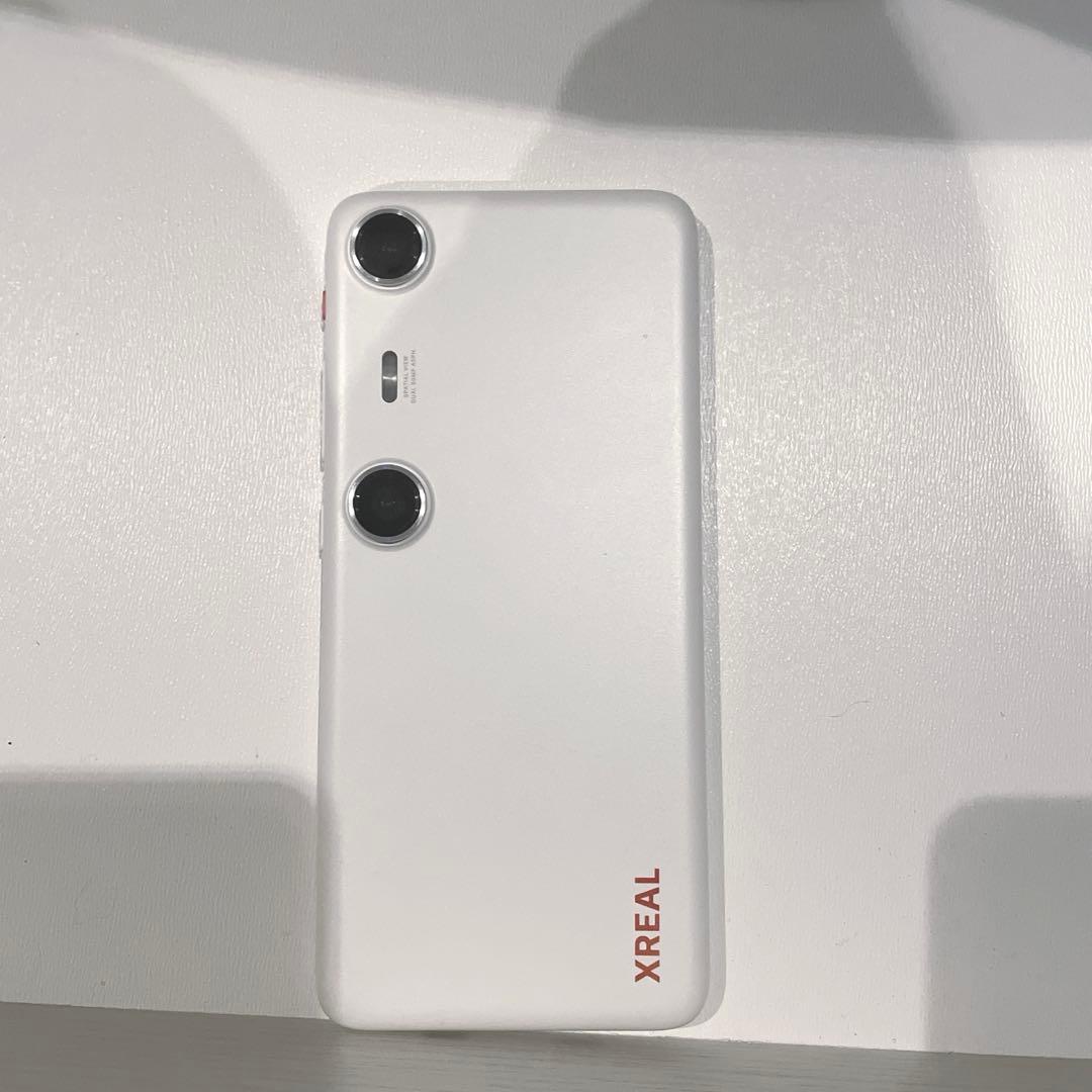 XREAL Beam Pro (8+256GB) - メルカリ