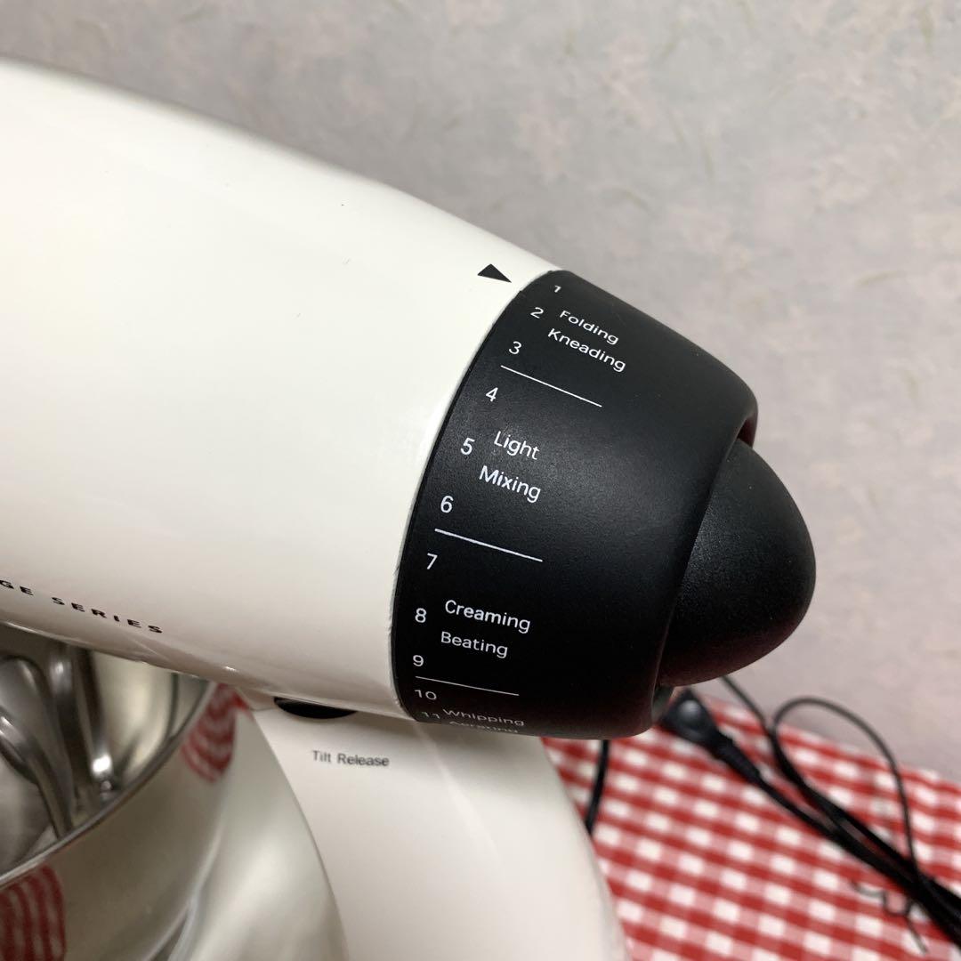 未使用⭐︎エレクトロラックス ミックスマスター スタンドミキサー 白