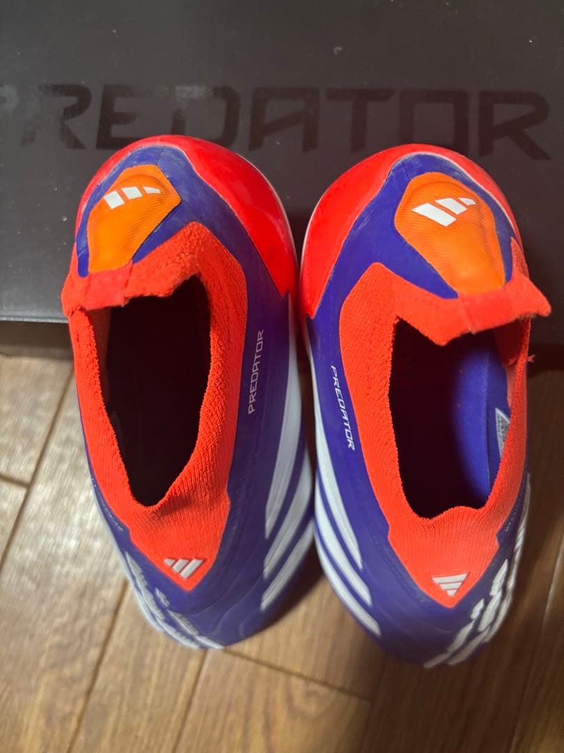 adidas Predator レースレス ELITE FG 25.5cm