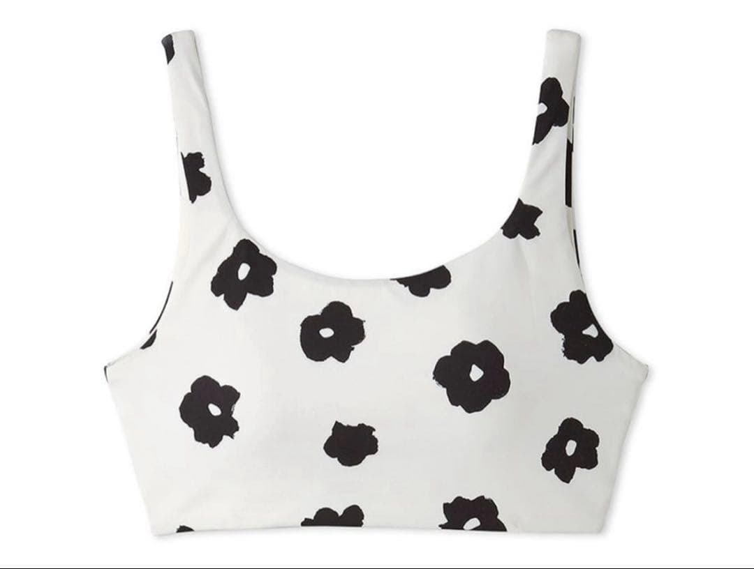 emmi 花柄　ヨガウェア セット 新品 楽天市場】＼エントリーでP5倍／エミ ヨガウェア emmi WELLNESS