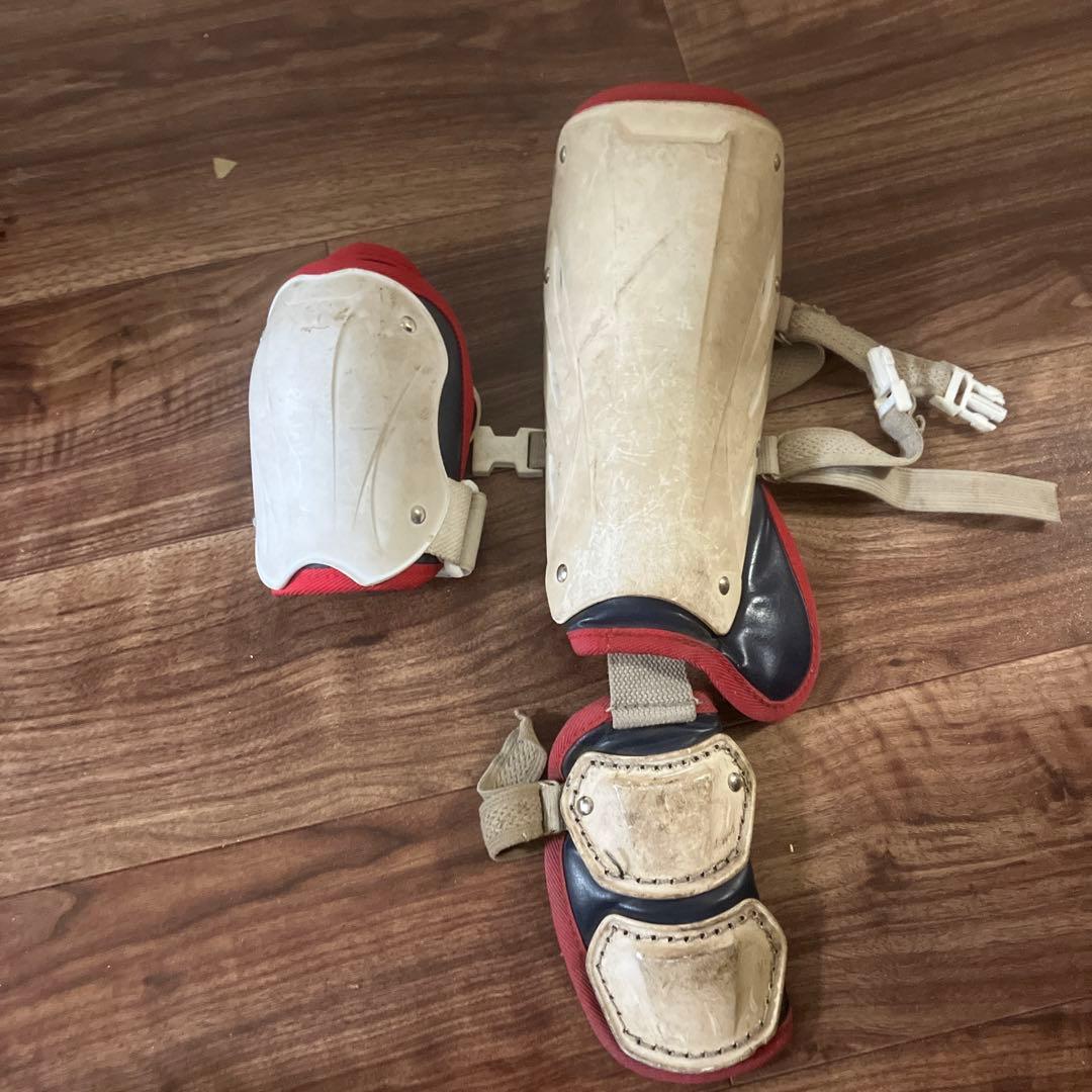 Zett 野球　フットガード　エルボーガード　中古品 ゼット（ZETT） 野球 エルボーガード フットガード 打者用防具セット