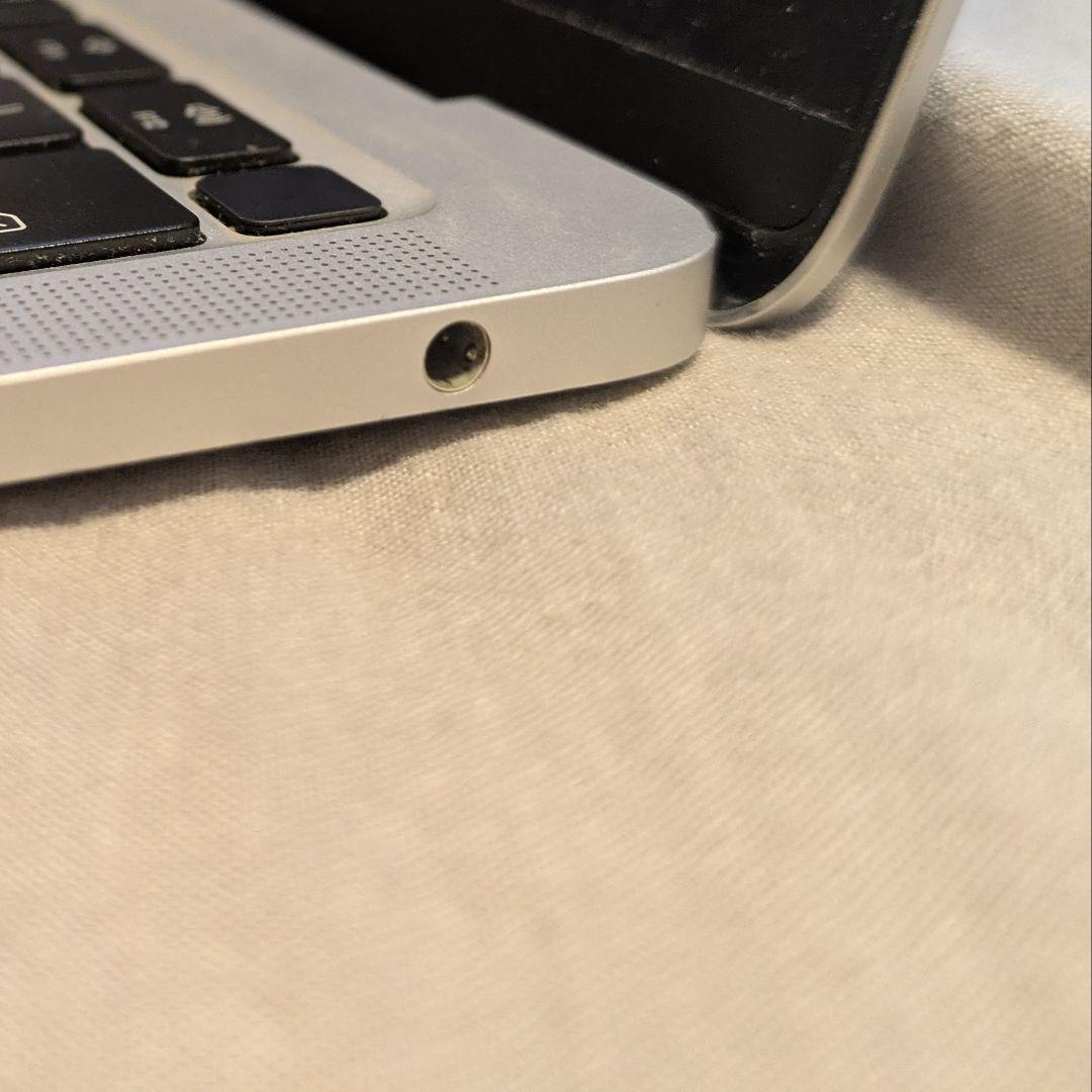 Apple MacBook Air シルバー 外箱付き アンブレラ様専用 - メルカリ