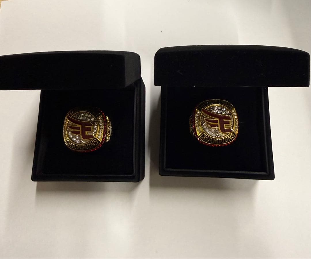 2013年楽天ゴールデンイーグルス 日本チャンピオンリング2個セット ☆専用☆2013年 東北楽天ゴールデンイーグルス チャンピオンリング