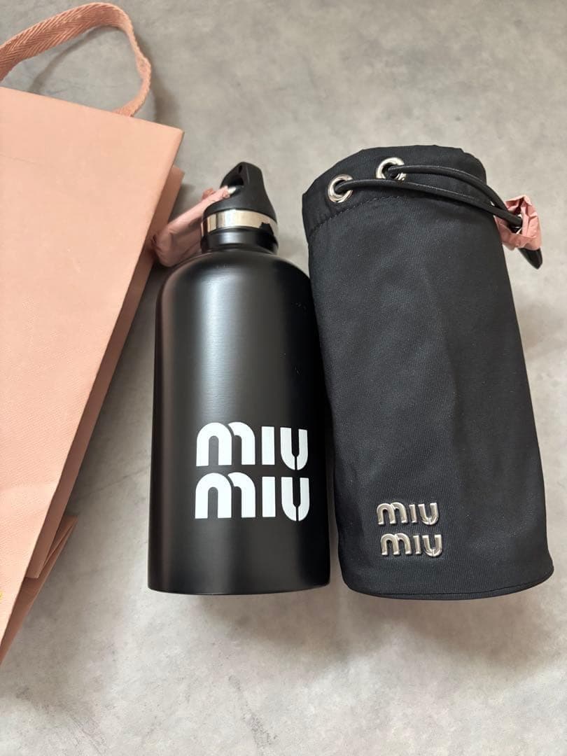 未使用 miumiu ステンレスボトル 非売品 水筒 - メルカリ