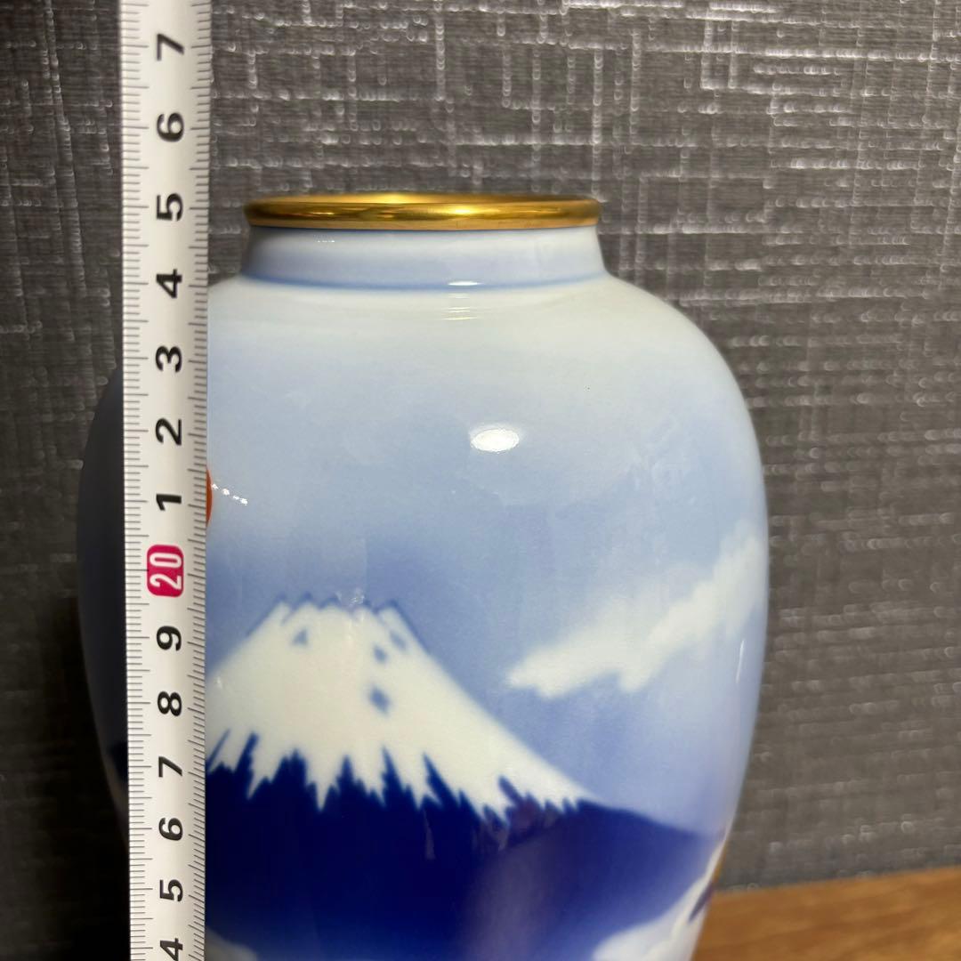 深川製磁 雲金光明富士 花瓶 有田焼 宮内庁御用達 富士山 壺 - メルカリ