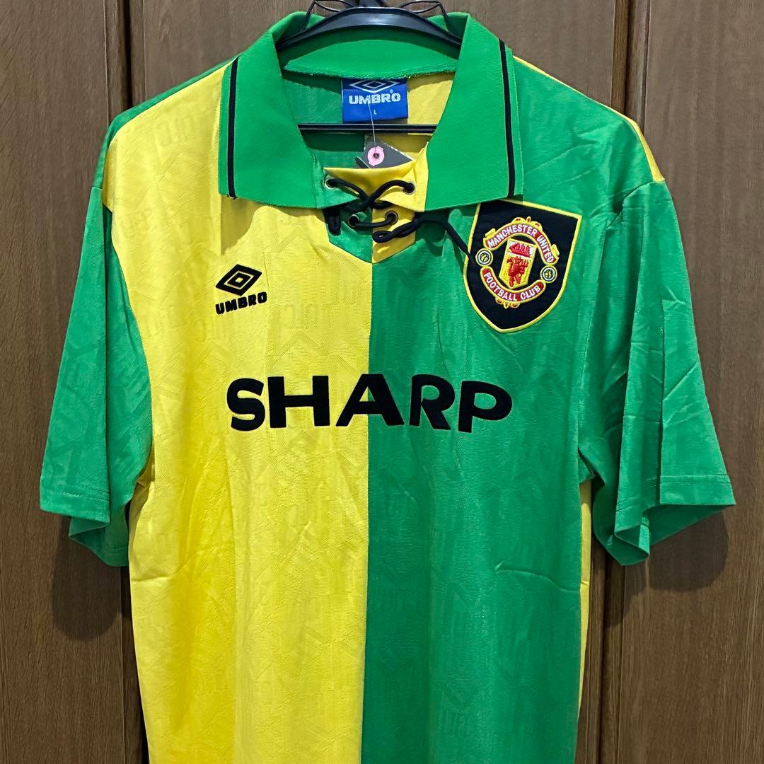マンチェスター・ユナイテッド UMBRO製 SHARP 復刻ユニフォーム 緑黄 MAN UNITED 92/94(3rd) - M~L | BENE