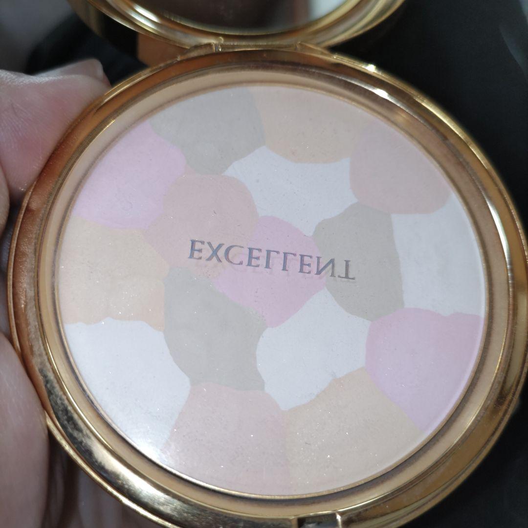 ノエビア エクセレントメランジェリーパウダーゴールドコンパクト