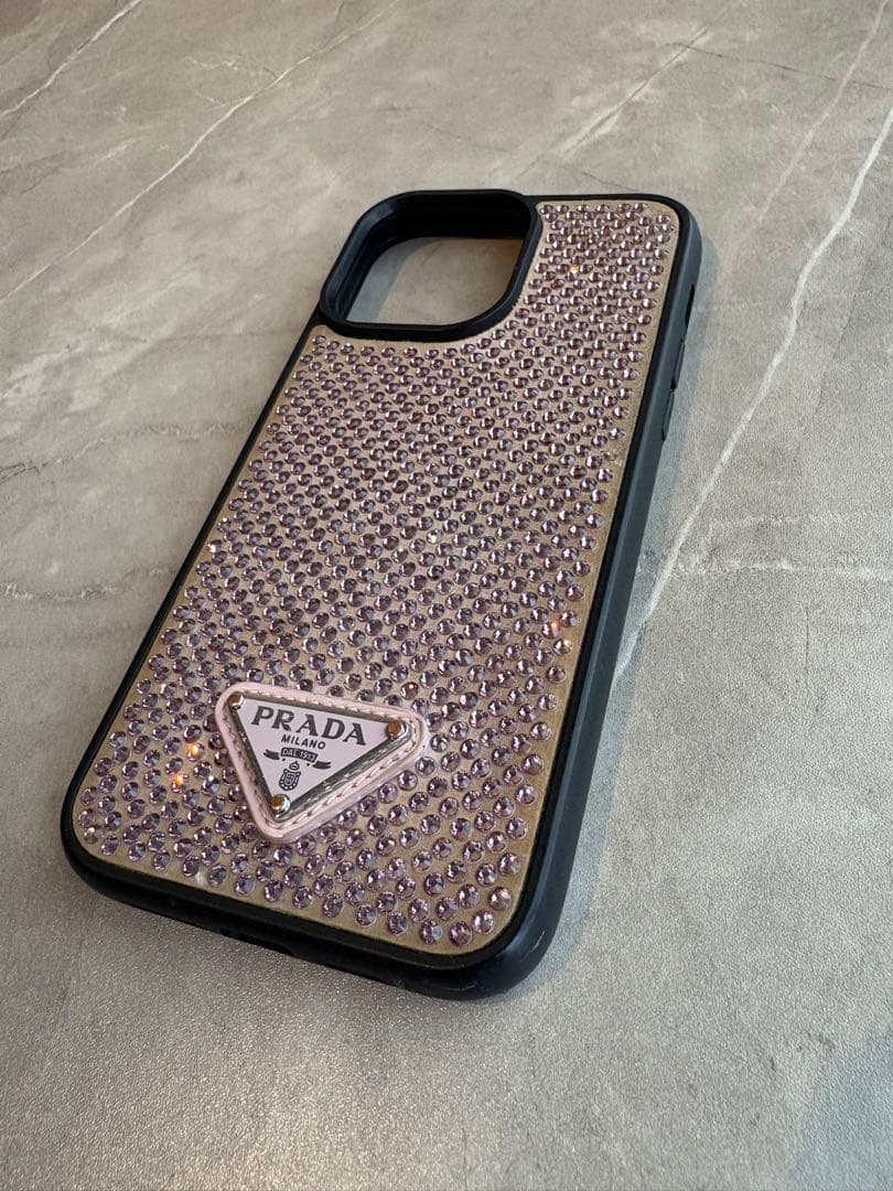 iPhone14ProMaxケース PRADA 日本未入荷 PRADA【入手困難】☆サフィアーノレザー☆ iPhoneケース☆ 全色 (PRADA