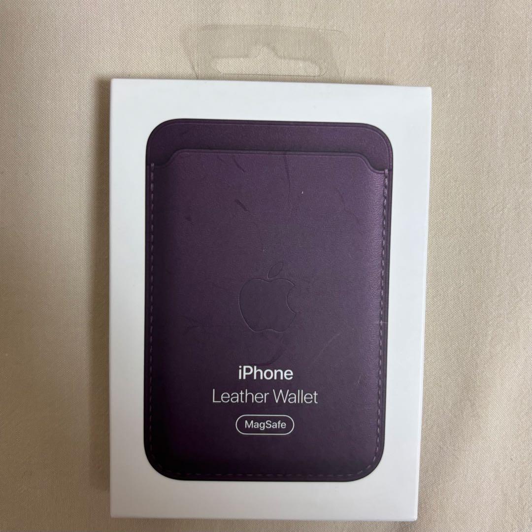 未開封　iPhone レザーウォレット　ダークチェリー ヨドバシ.com - アップル Apple MagSafe対応iPhone レザーウォレット