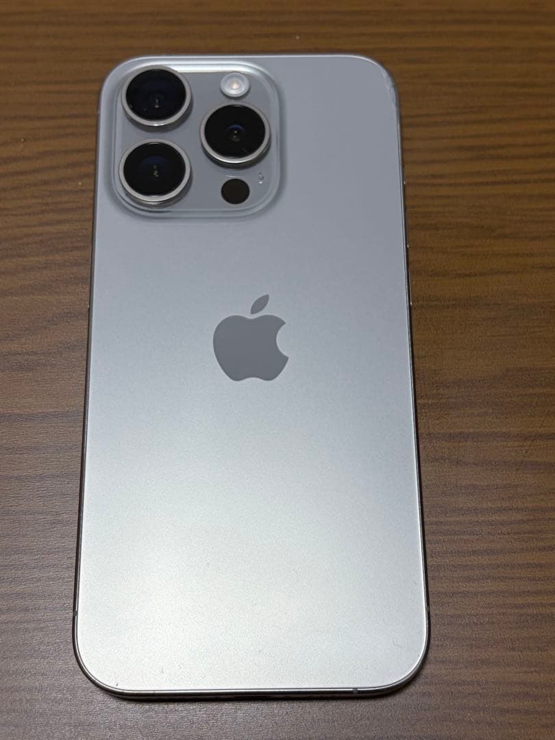 Apple iPhone 15 Pro 本体　ナチュラルチタニウム iPhone 15 Pro 256GB - ナチュラルチタニウム（SIMフリー）[整備済製品