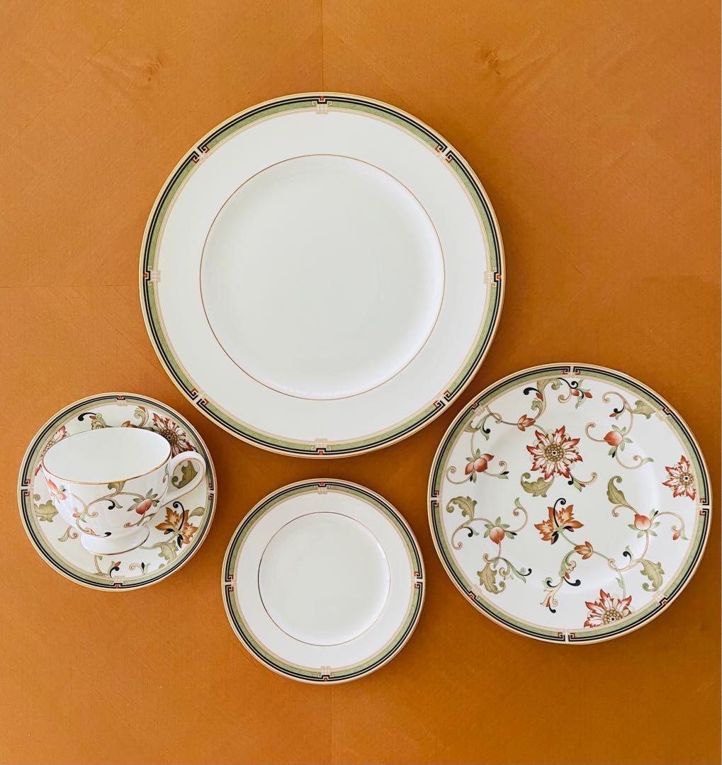 ウェッジウッド オベロン ティーカップ＆ソーサー プレートセット