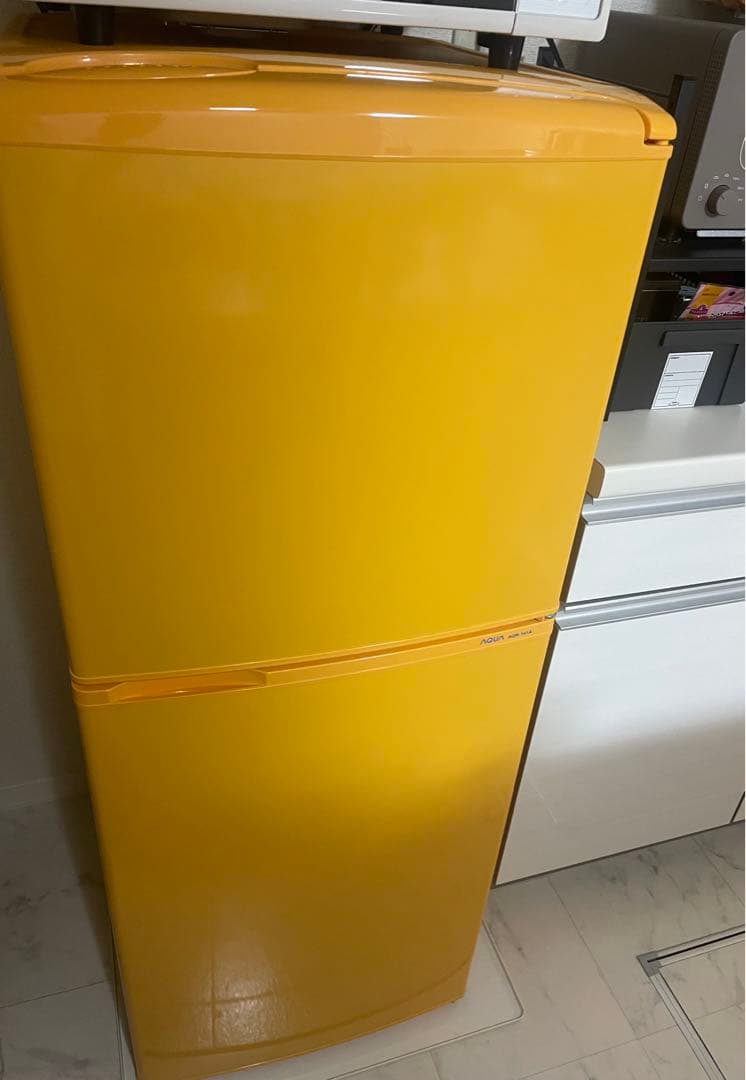 AQUA AQR−141A 2ドア冷蔵庫 レトロ オレンジ色 - メルカリ