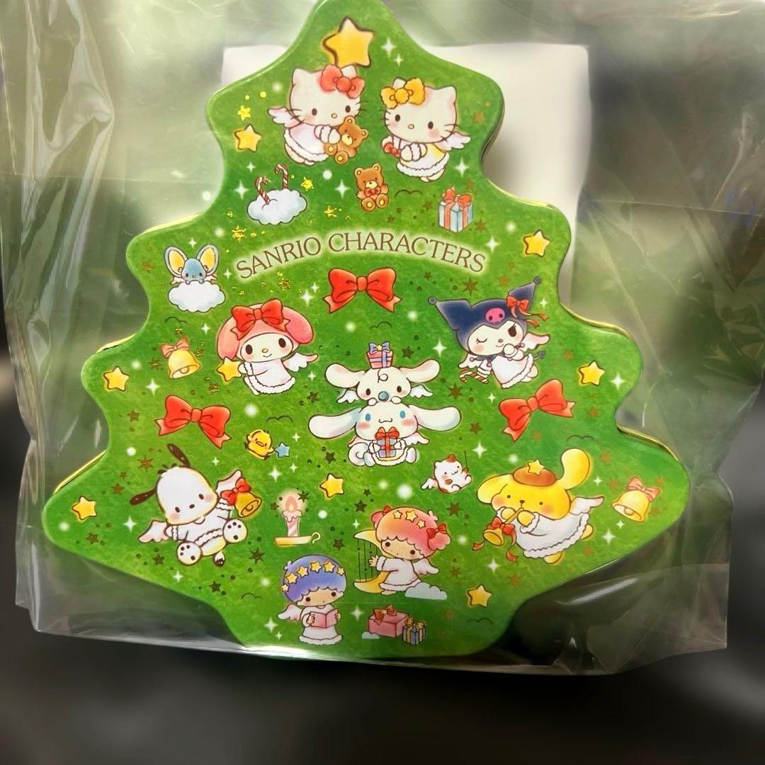 サンリオキャラクターズクリスマスツリー缶 - メルカリ