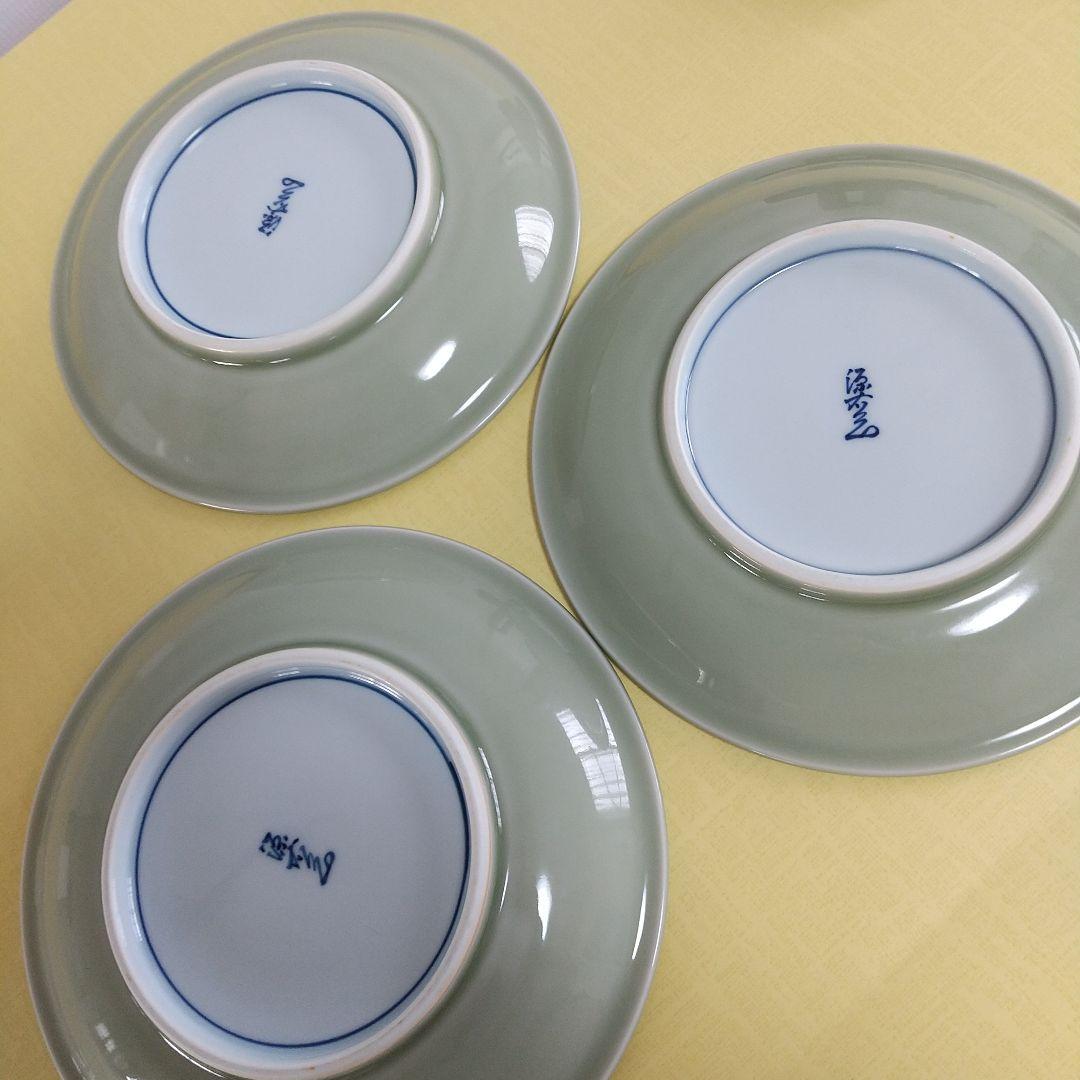 源右衛門窯⭐️青磁木ノ葉文のソーサー3枚組 源右衛門