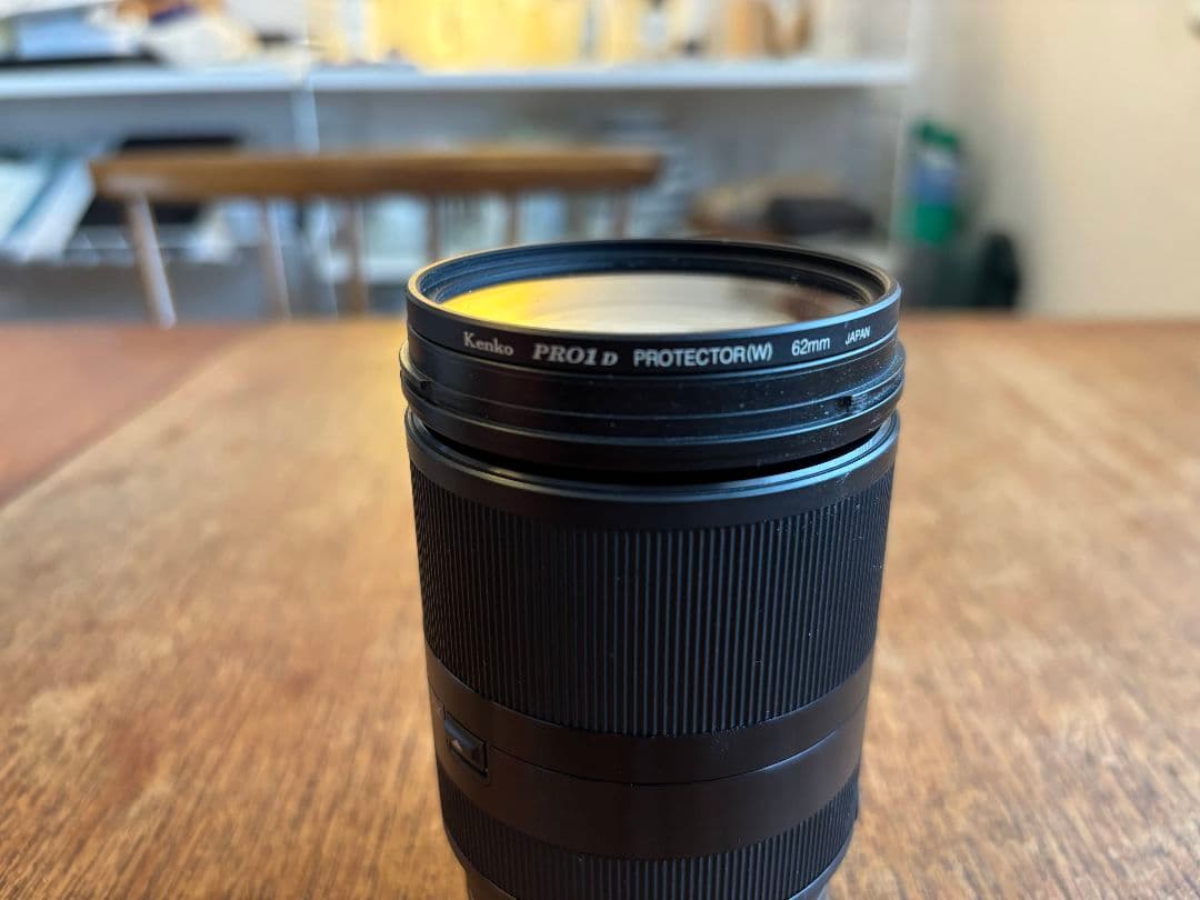 ソニー SEL18200LE F3.5-6.3 OSS ズームレンズ