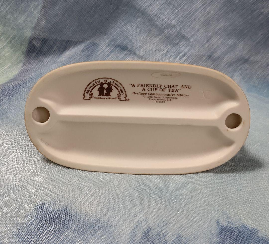 ルーシー アトウェル お茶を飲みながら おしゃべりしましょう レア