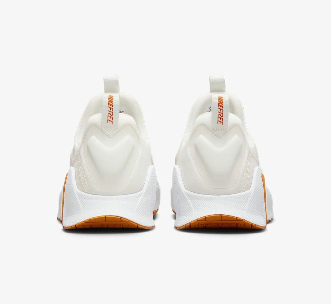 ナイキ NIKE　フリーメトコン6　ウィメンズ　26.0cm