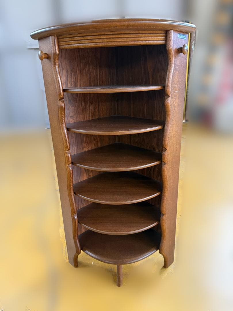 カリモク コロニアルシリーズ コーナーラック 6段 カリモク コロニアルシリーズ コーナーラック 6段 - メルカリ