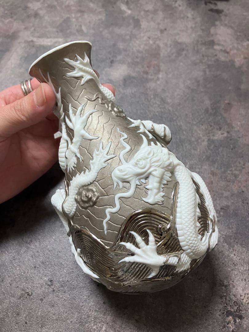 LLADRO リヤドロ 花瓶 Koi - 花瓶 | リヤドロ公式オンライン