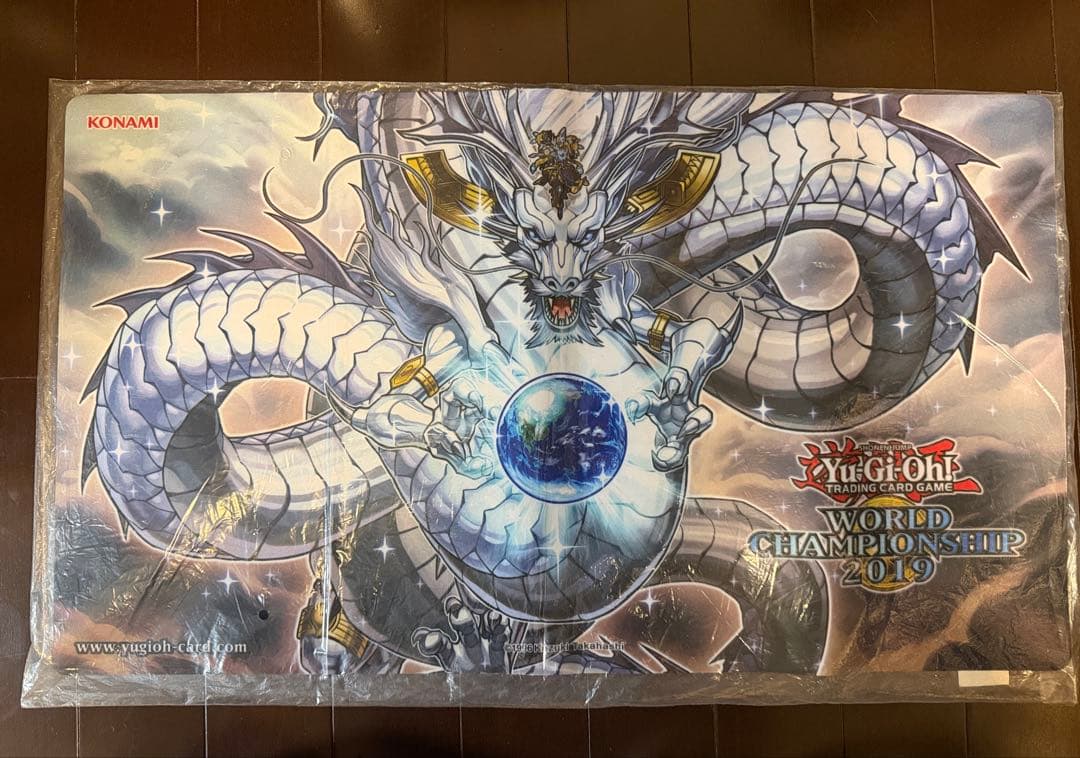 遊戯王 英語版 公式プレイマット 神峰之天津オカミ WCS2019 - メルカリ