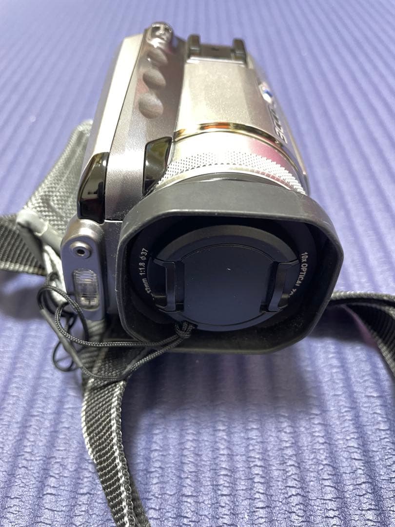 Victor Everio 5メガピクセル HDD 30GB 本体 - メルカリ