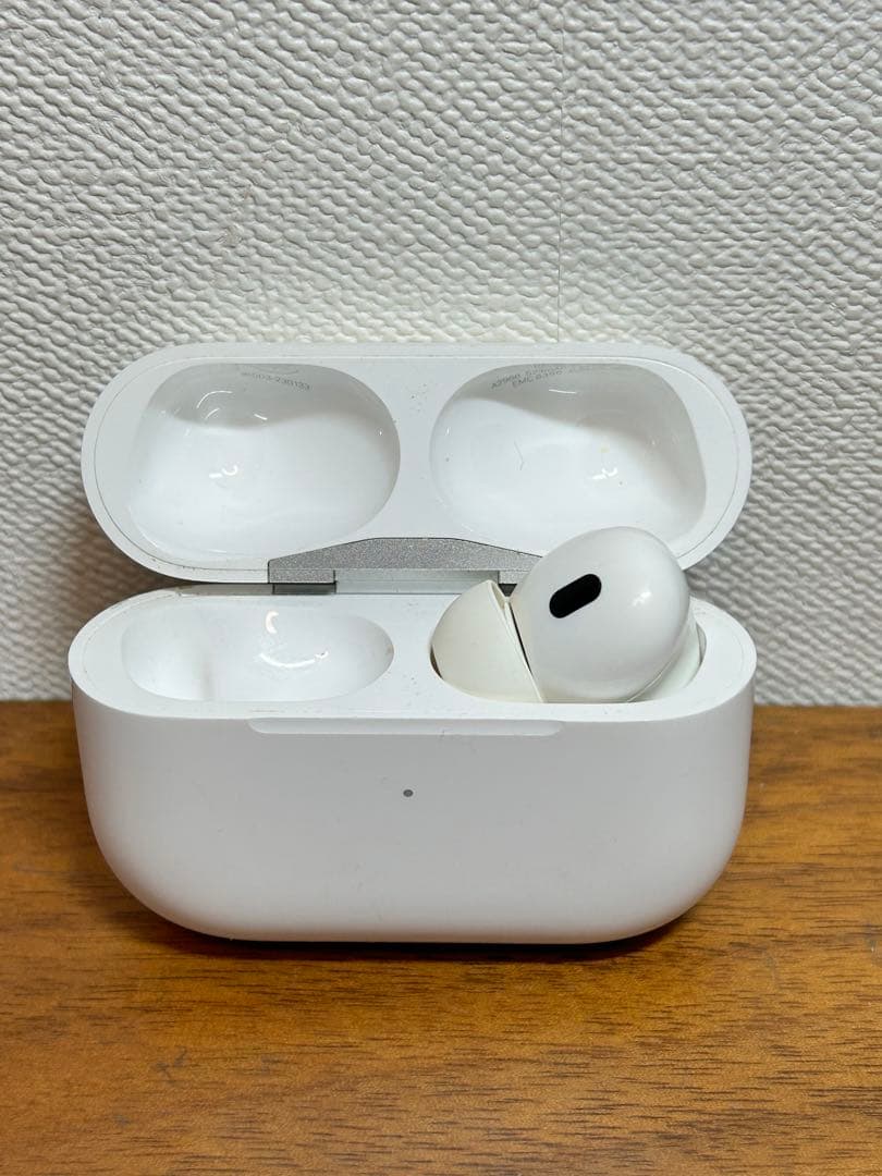 Air pods pro 第1世代　ケース　右耳のみ Apple 第3世代 右耳のみ Apple AirPods 片耳 純正 国内正規品 MME73J/A