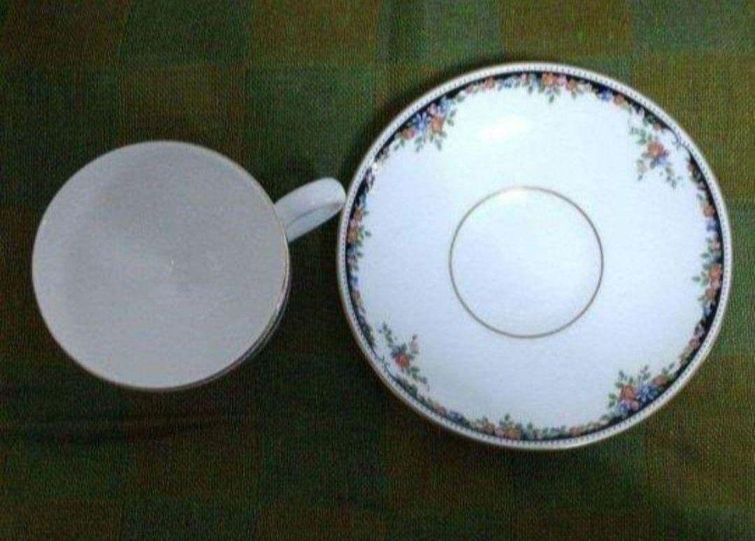 ウェッジウッド ウェッジウッドオズボーン 黒壺マーク 廃盤品 カップ