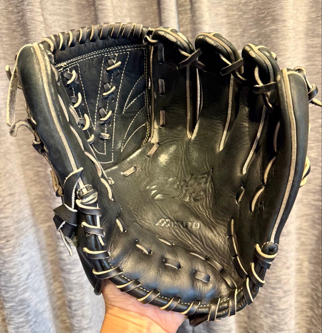 ミズノ グローバルエリート 軟式グラブ 黒 オールラウンド　投手用　右利き 軟式用【グローバルエリート】Hselection SIGNA【オールラウンド用