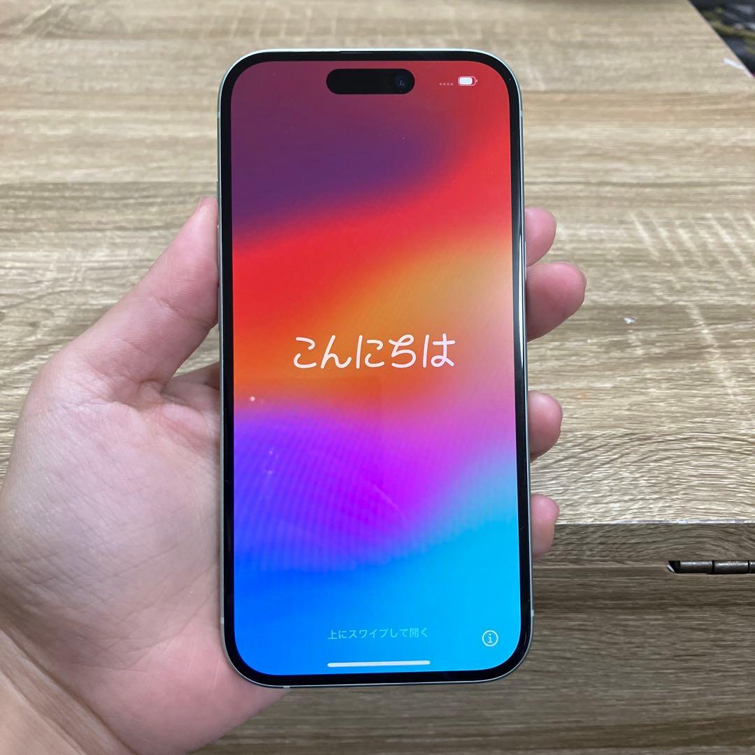 iPhone 15 グリーン 128GB Simフリー Amazon.com: Apple iPhone 15, 128GB, Green - Unlocked (Renewed