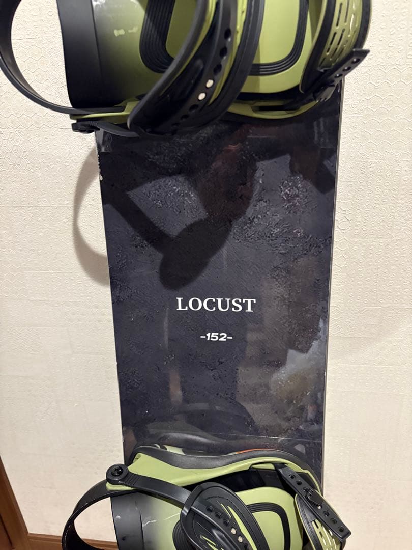 美品」スノボ 板 24-25 crooja クロージャ ローカスト 152 - メルカリ